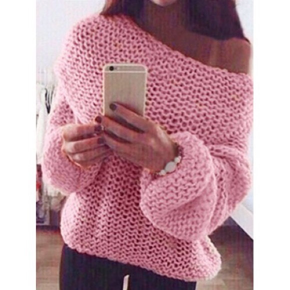 Sweaters - Long Sleeve Chunky Knit Sweater